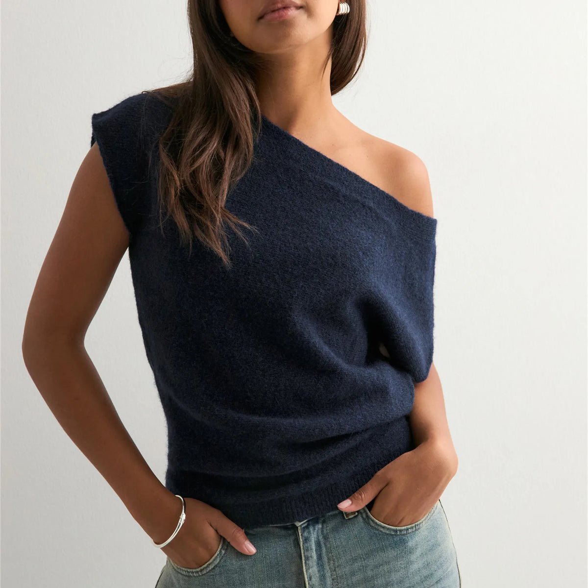 Off Shoulder Short Sleeve Knit T-Shirt Women Casual Loose Elegant Female Solid Sexy Knit Pullover Top Tees Outerwear