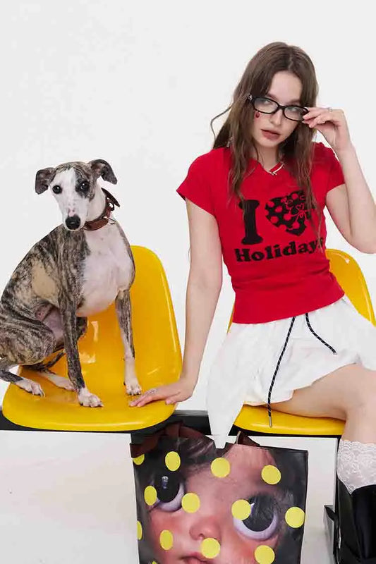 "I Love Holidays" Graphic Baby Tee, Retro Heart Print Slim Fit T-Shirt, White Casual Top
