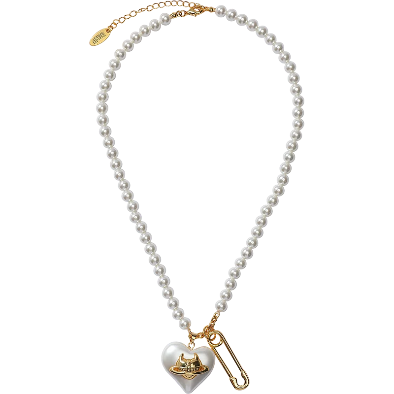 Women's Y2K Coquette Pearl Choker Necklace with Heart Saturn Charm, Safety Pin Detail Fashion Jewelry for Daily Wear