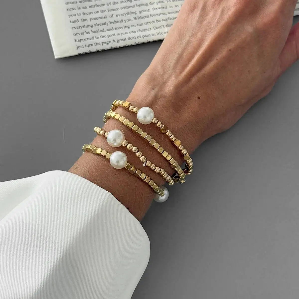 4 Pcs/Set Vintage Imitation Pearl CCB Beaded Bracelets for Women Stylish Boho Charm Bracelet Party Banquet Jewelry Gifts