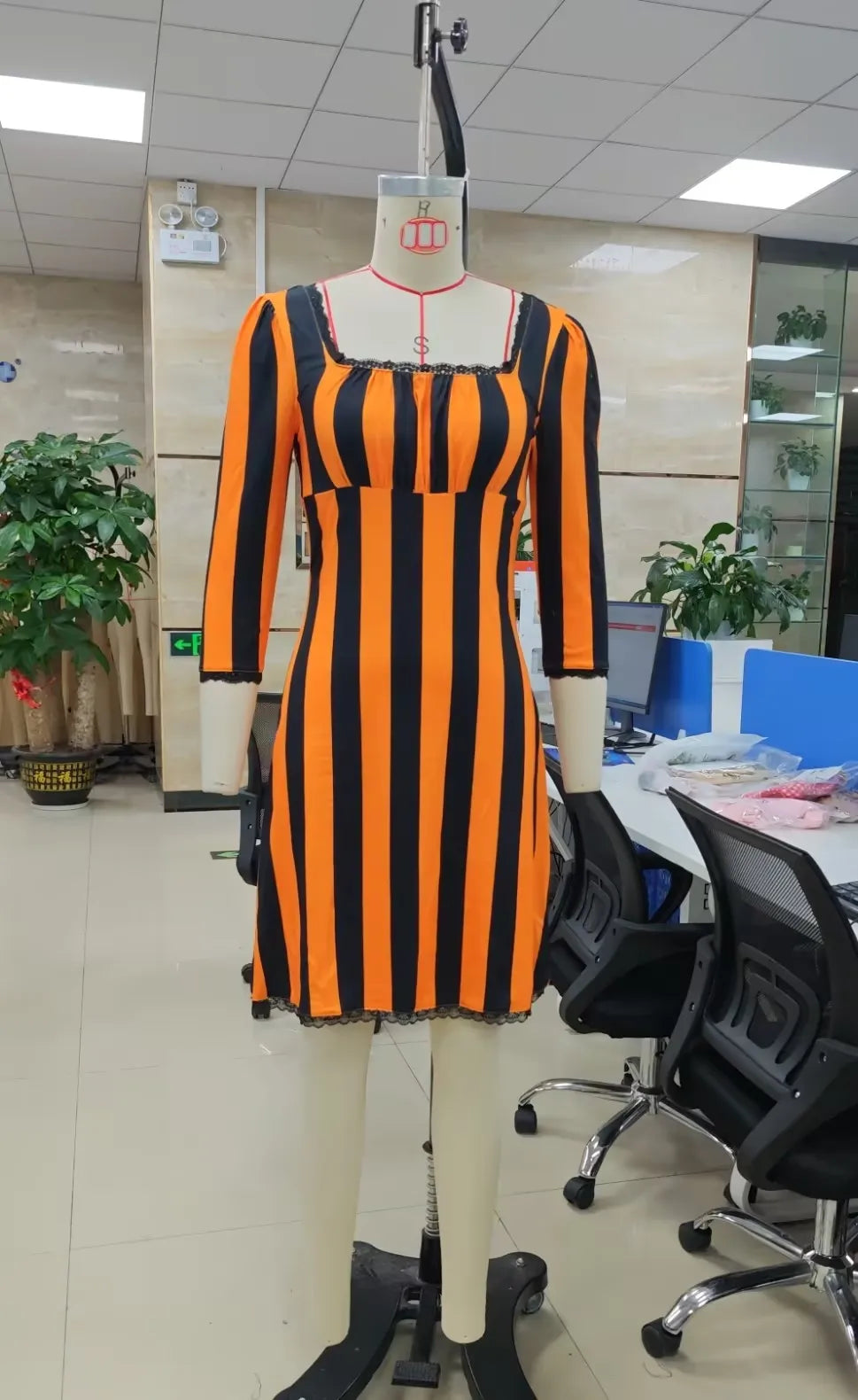 Gothic Striped Dress for Women Square Neck 3/4 Sleeve Lace Edge A Line Midi Dress Witch Cosplay Party Costume
