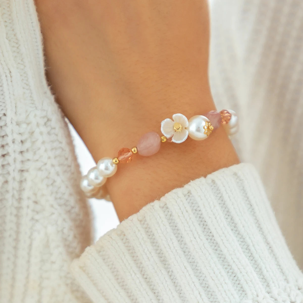 Multilayer White Imitation Pearl Chain Bracelet for Women Wedding Bridal Kpop Elegant Beaded Bracelets Hand Jewelry New