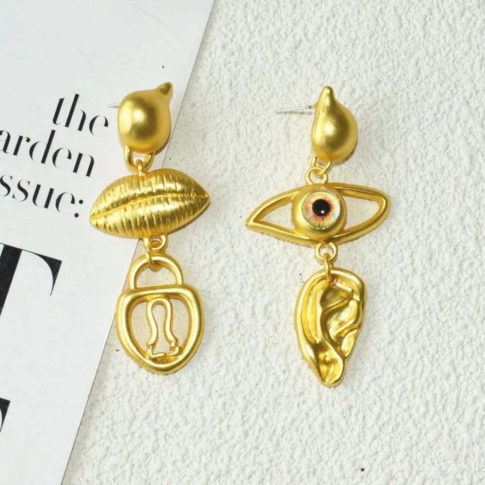 Vintage Metal Alloy With Rhinestone Big Eyes Dangle Earrings For Women Fashion Jewelry Exaggerated Lady Ears' Accessory