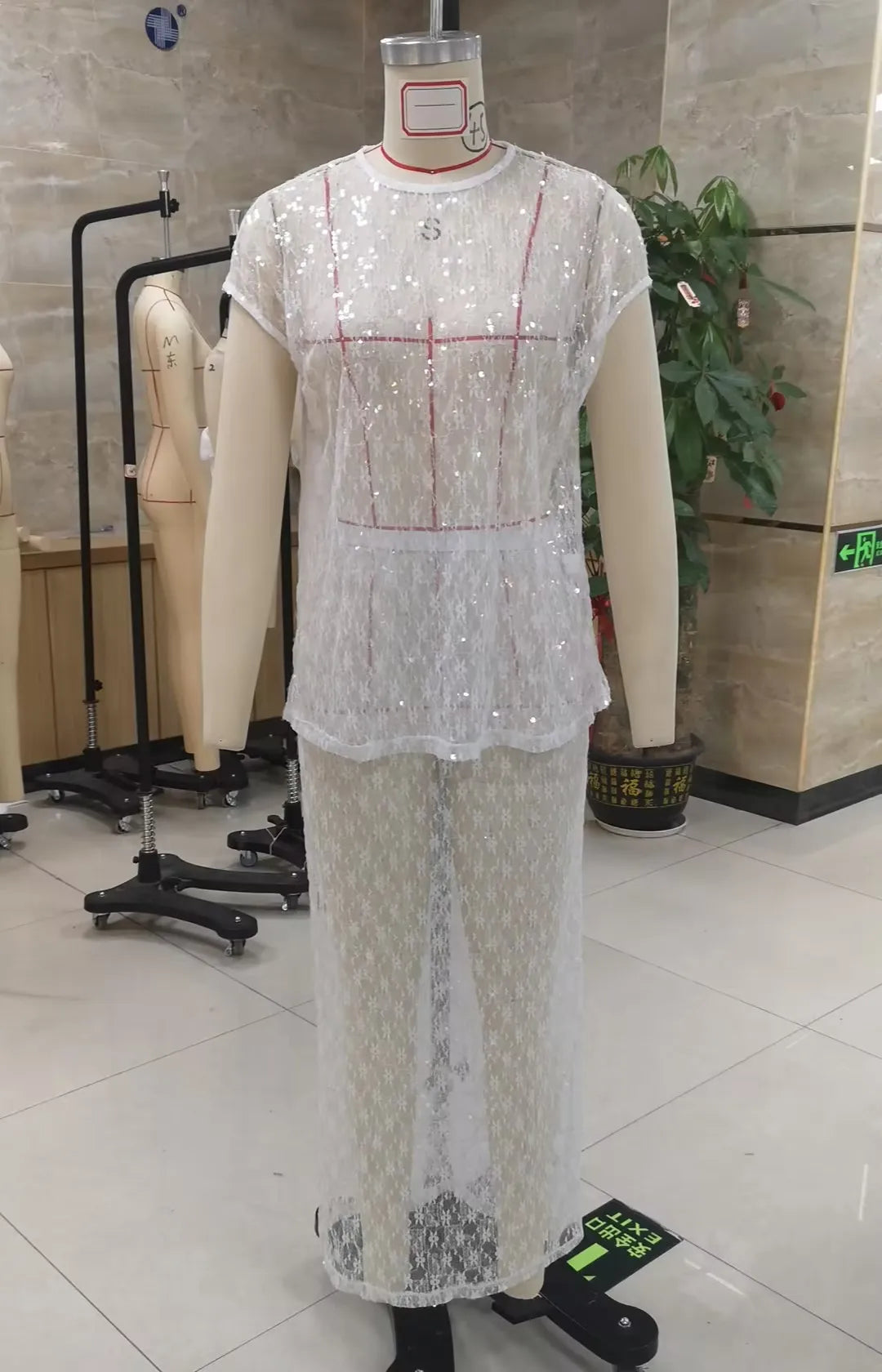 Women's Y2K 2 Piece Skirt Outfits Cap Sleeve Sheer Sequins Flower T shirt Tops and Long Skirt Fashion Matching Set