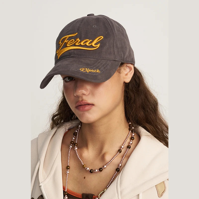 Unisex Grey Baseball Cap with Gold Embroidered Letter, Casual Adjustable Sun Hat for Daily Outdoor Use