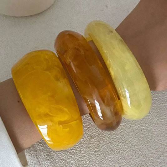 Y2K Boho Yellow Resin Acrylic Bangles for Women New Trend Vintage Geometric Irregular Bracelets Daily Party Jewelry