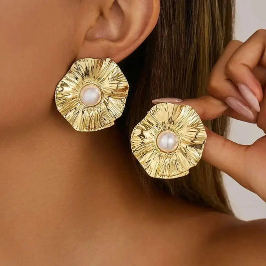 Trendy Simple Round Inlay Imitation Pearl Stud Earrings Women Vintage Irregular Texture Earrings Jewelry Accessories