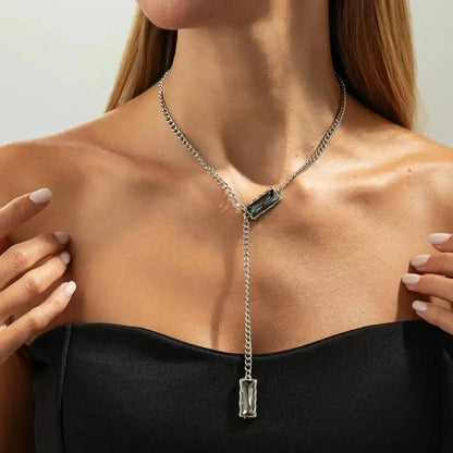 2 Styles Vintage Exquisite Black Square Acrylic Pendant Choker Necklace Women Sweater Chain Aesthetic Mujer Jewelry