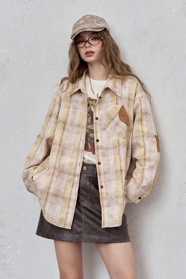 Women's Long Sleeve Graphic Tee with Rabbit Print, Loose Fit Casual Top for Everyday Wear