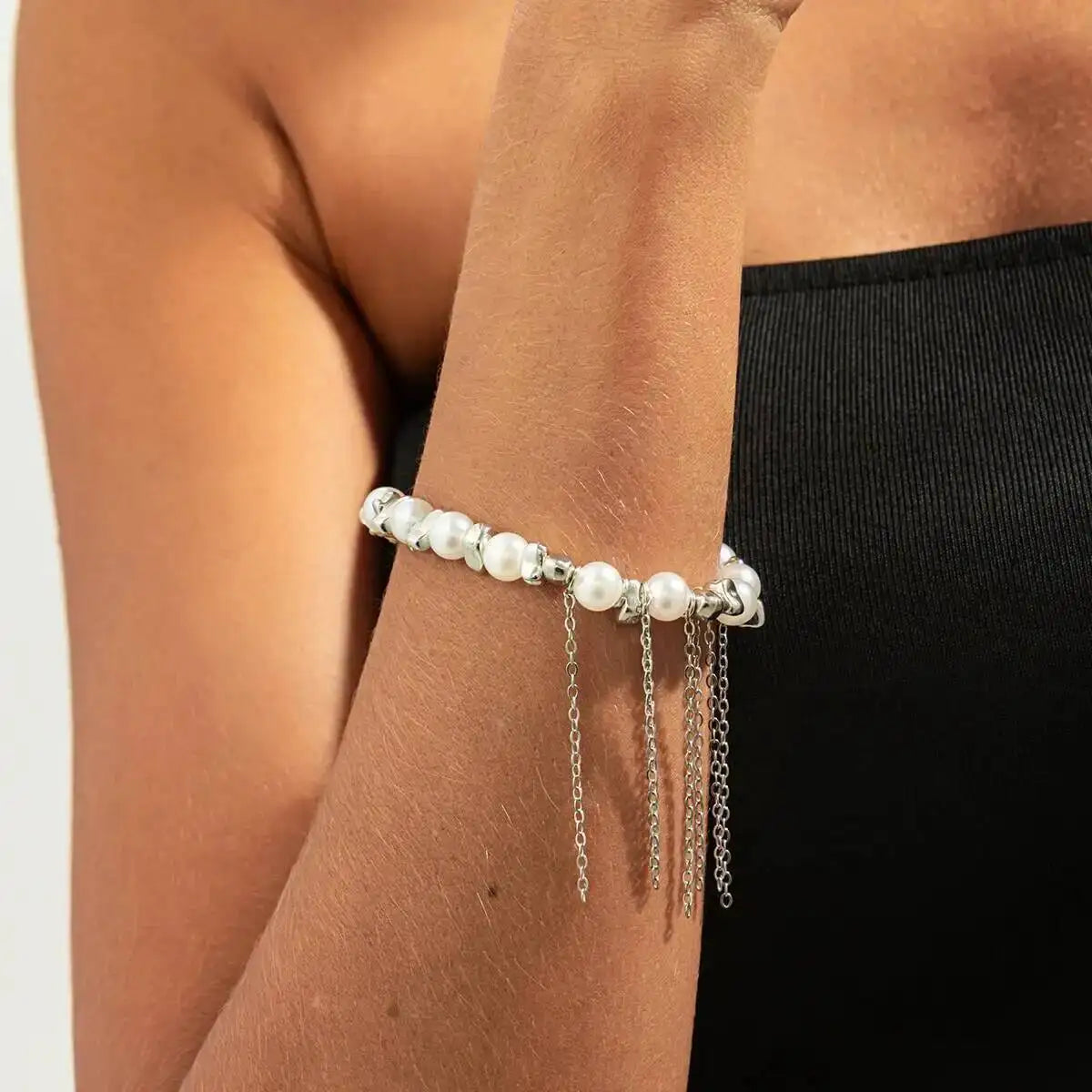 Elegant Tassel Link Pendant Bracelet Vintage Imitation Pearl Chain Charm Bangles for Women Couple Jewelry Gift