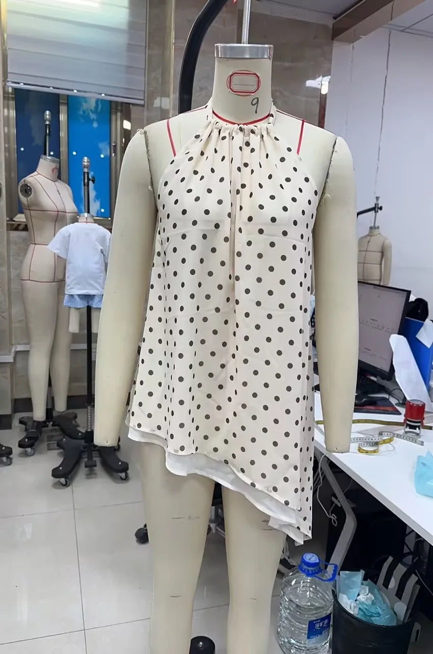Elegant Polka Dot Halter Top Women Open Back Chiffon Top Tie Neck Asymmetrical Hem Flowy Sleeveless Top SummerStreetwear