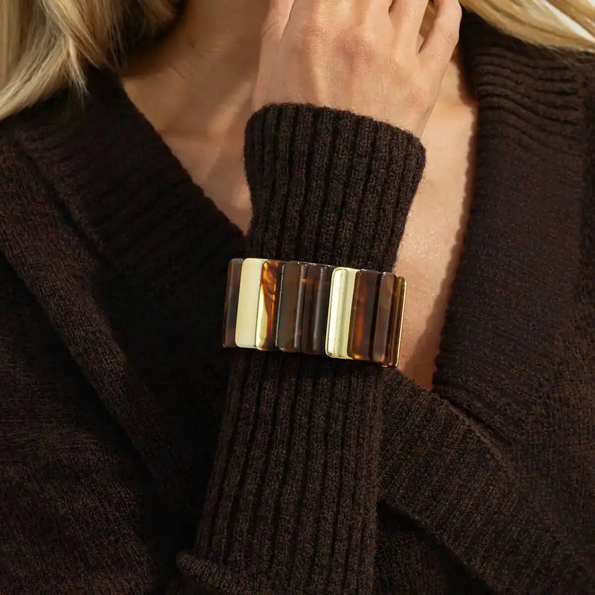 Vintage Acrylic Amber Elastic Geometric Chain Bracelet Women Punk Boho Stretchy Resin Splice Bangle Couple Jewelry 2026