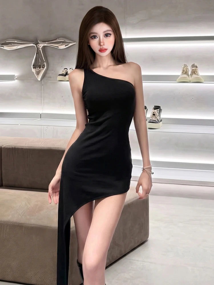 One-Shoulder Sleeveless Asymmetrical Hem Dress Women Solid Skinny Classic Sexy Midnight Hottie Summer Fashion Bodycon