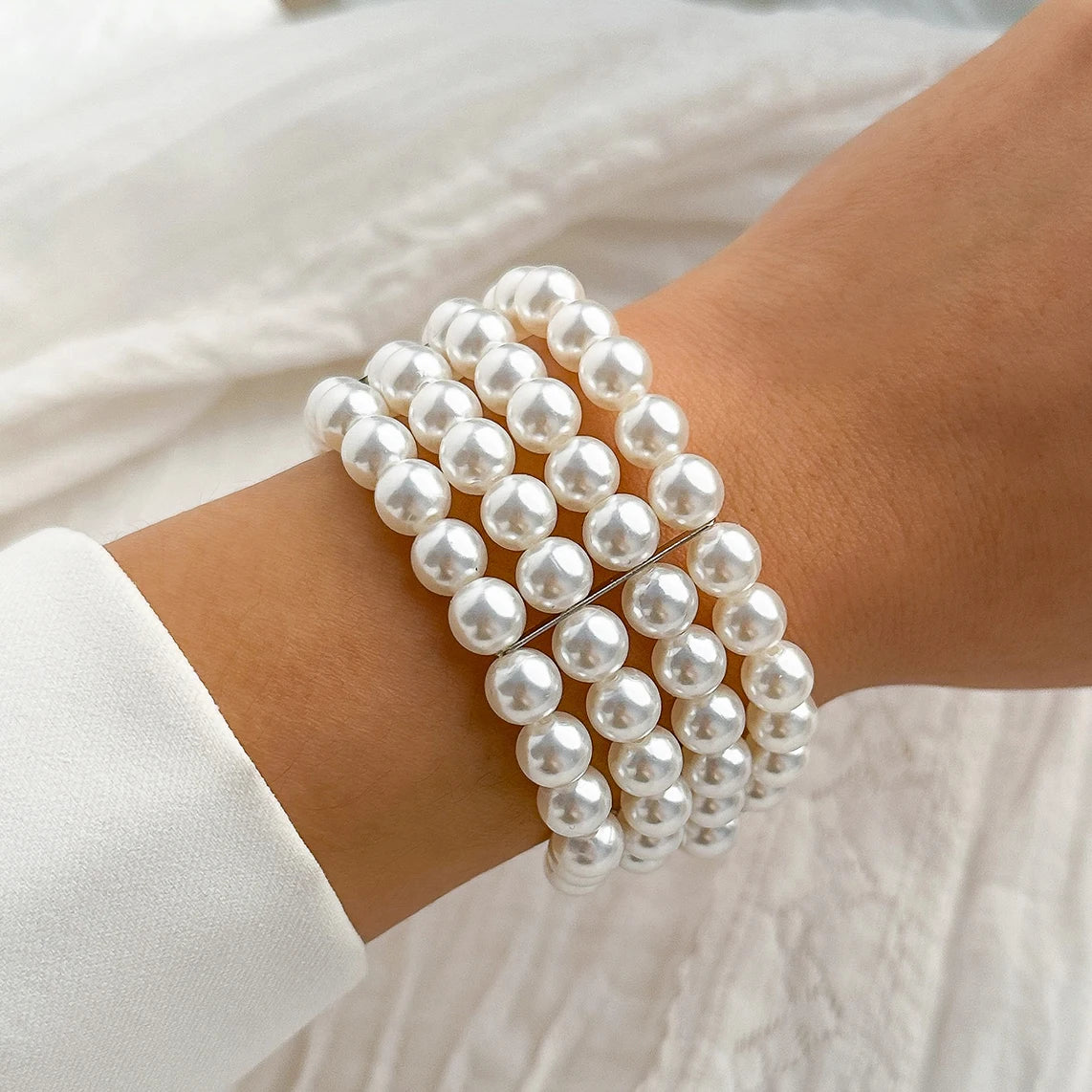 Multilayer White Imitation Pearl Chain Bracelet for Women Wedding Bridal Kpop Elegant Beaded Bracelets Hand Jewelry New