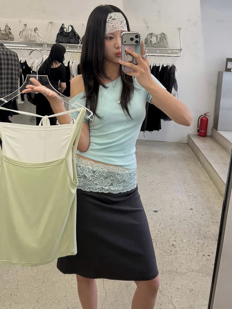 Chic 2-Piece Set Women Slanted Shoulders Rhinestone Decoration t-Shirt+Patchwork Lace Skirt Daily Fashion Leisure Suit