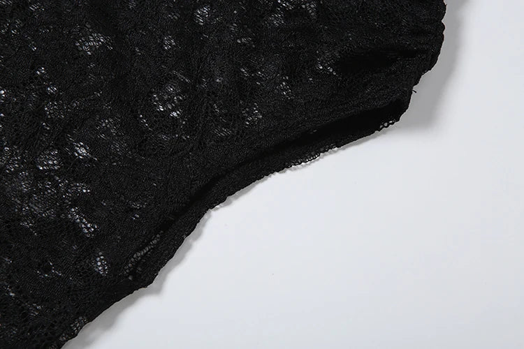 Sexy Off Shoulder Crop Tops Woman Summer Trend Lace Patchwork Skew Collar Shape Waist High Street Fashion Style Tees