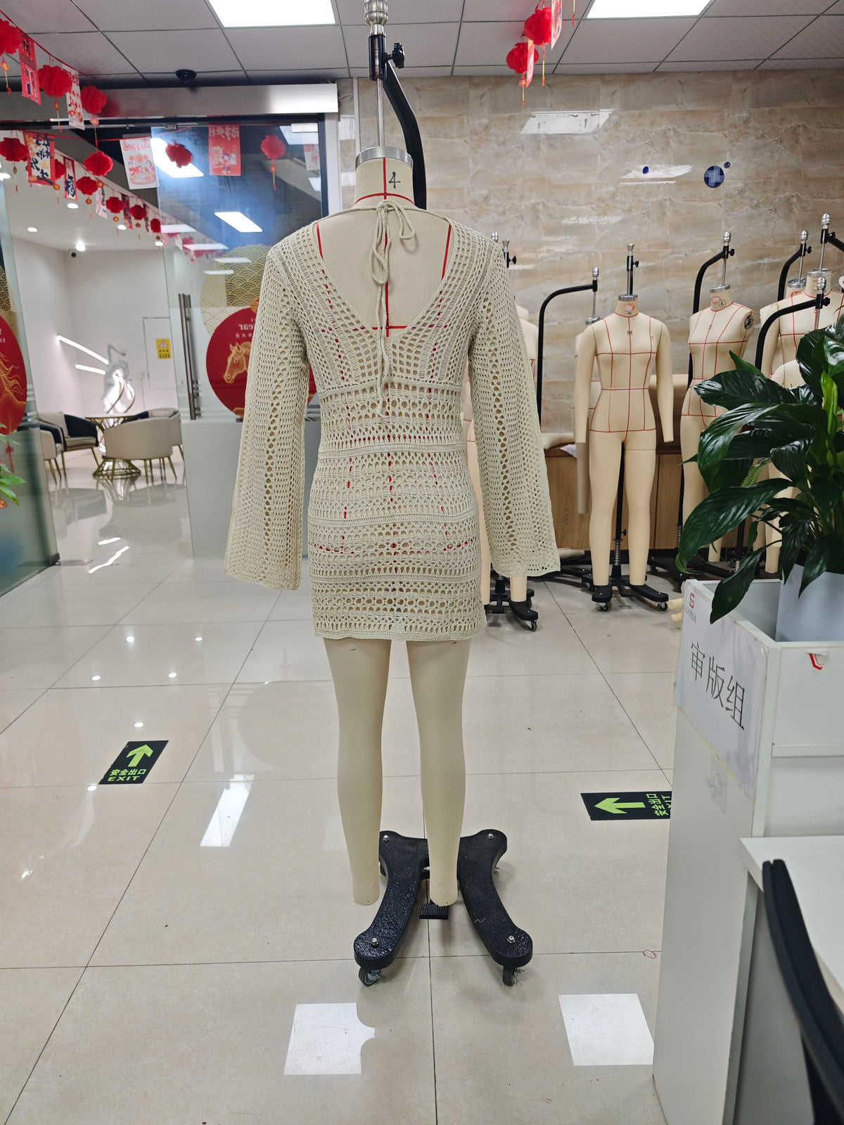 Women's Crochet Knit Cover Up Dress Deep V Neck Long Sleeve Hollow Out Mini Dress Beach Swimwear Summer Vacation
