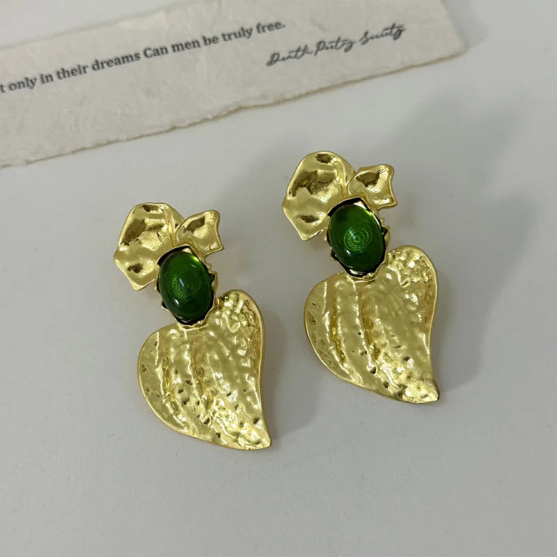 Exaggerated Metal Golden Leaf Dangle Earrings for Women Jewelry Gorgeous Fashion Show Collection Earrings Accessories