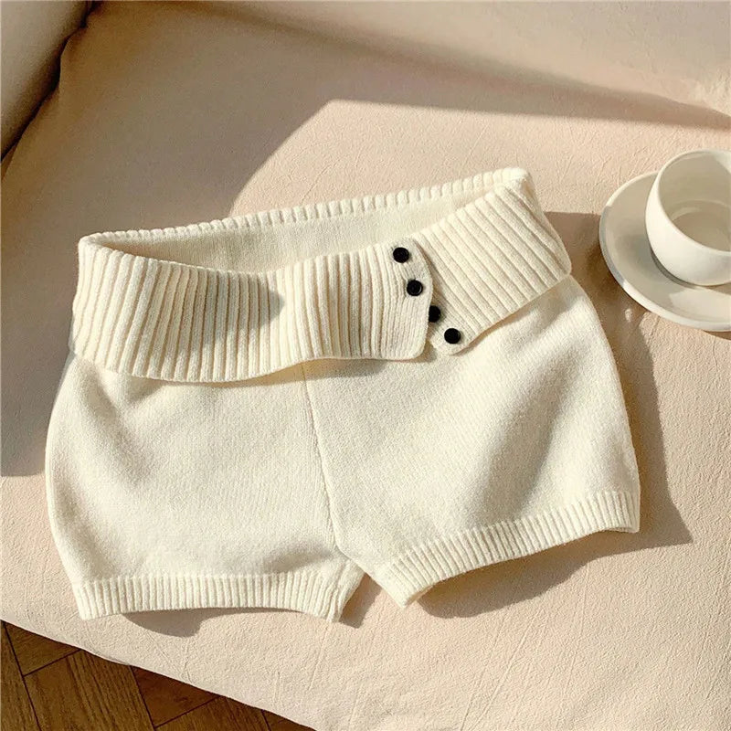 Stylish Button Decor Ribbed Trim Foldover Mid Rise Shorts Women Knit Crochet Micro Shorts Casual Slim Fit Y2K Streetwear