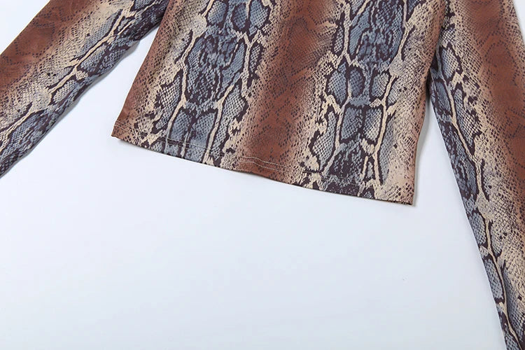 Hot Girls Serpentine Print 2Piece Set Woman o-Neck Full Sleeve Tops+Skinny Peach Hip Long Pants Street Sexy Fashion Suits