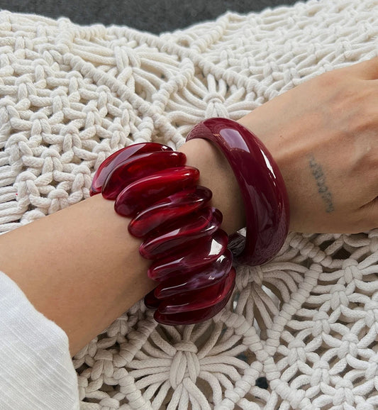 2 Styles Vintage Red Thick Resin Acrylic Bangles for Women on Hand 2025 New Fashion Irregular Arm Bracelet Boho Jewelry