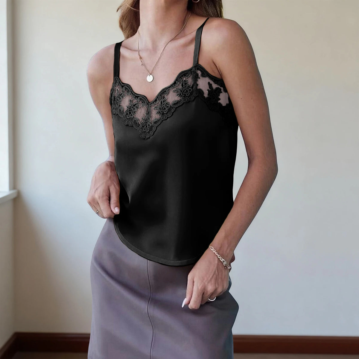Lace Trim Satin Cami Tops for Women Solid Color V Neck Camisole Going Out Spaghetti Straps Sleeveless Tank Top