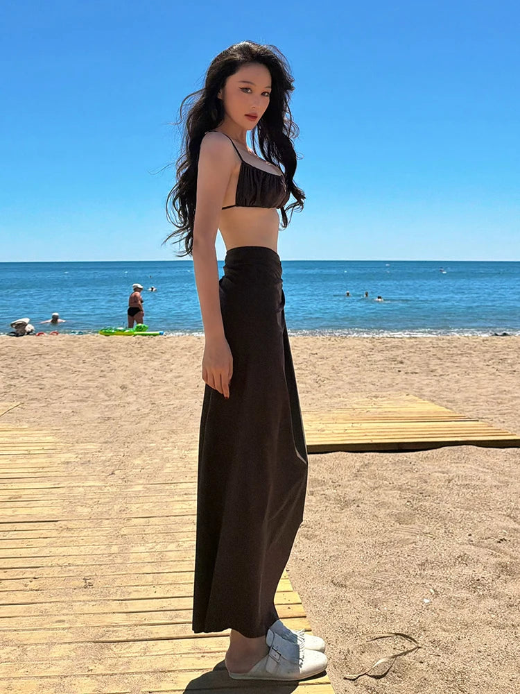 Beach Party 2-Piece Set Women Low-Neck Backless Bra+Metal Decoration High Side Slit Folds Skirt Sexy Summer Suit