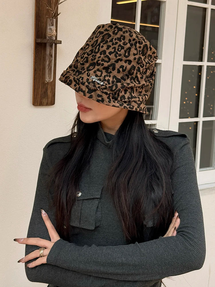 Casual Bucket Hat with Leopard Print