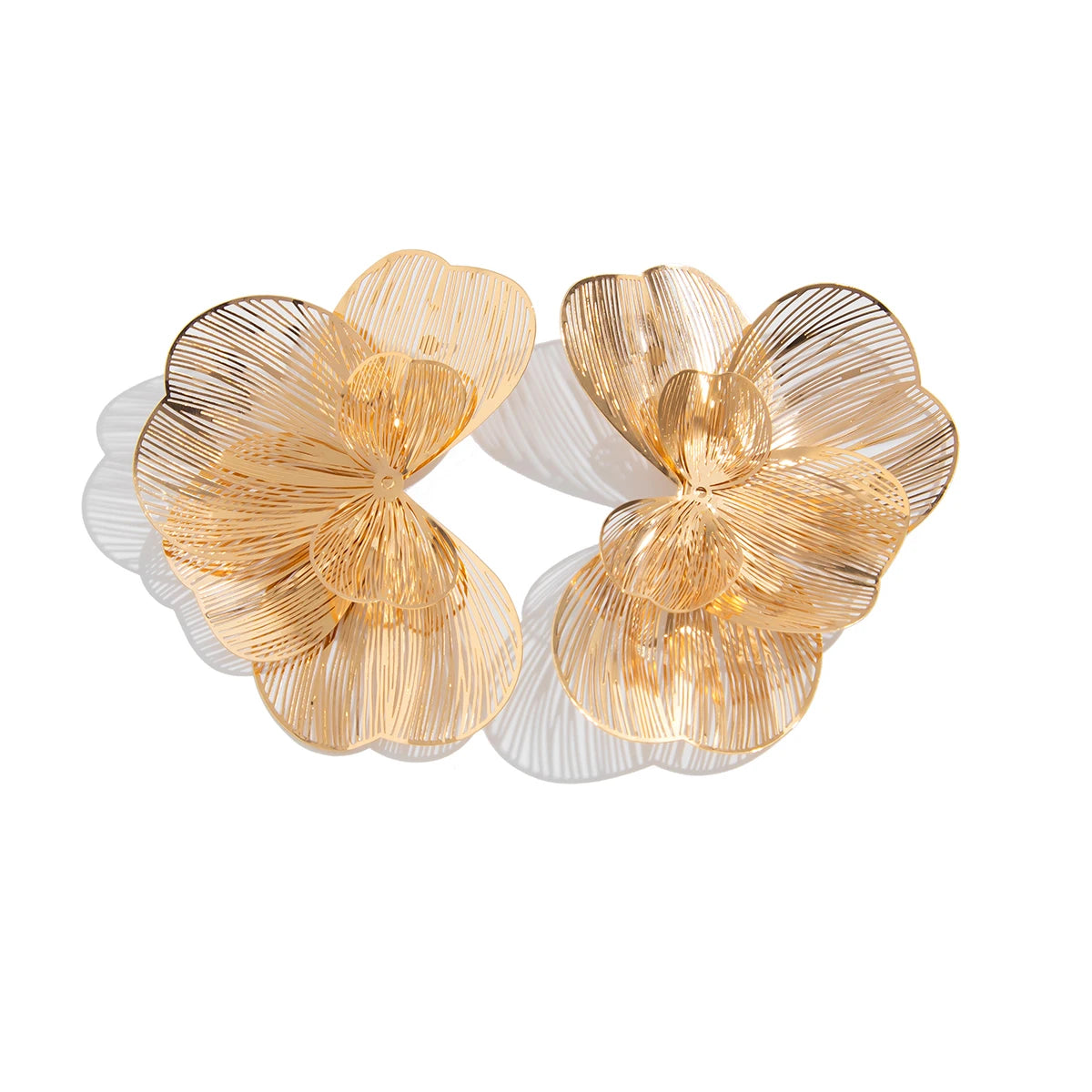 Creative Chic Petal Flower Stud Earrings for Women Trendy Wed Bridal Gold Color Piercing Earring Daily Jewelry Gifts