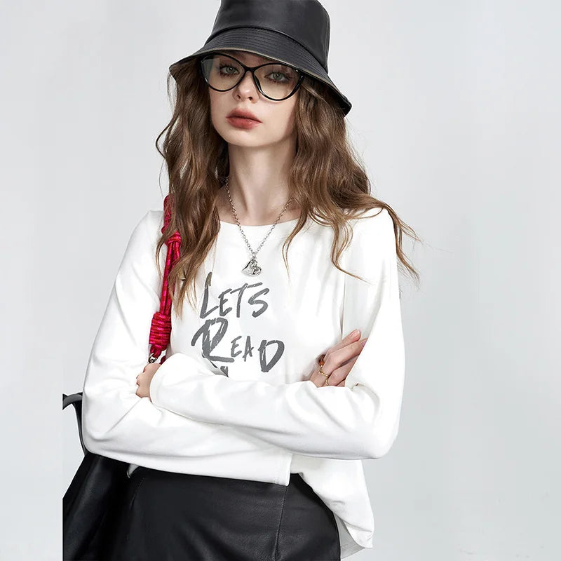 Women's Long Sleeve White T-Shirt with Letter Print, Casual Round Neck Graphic Tee for Everyday, Basic White Top