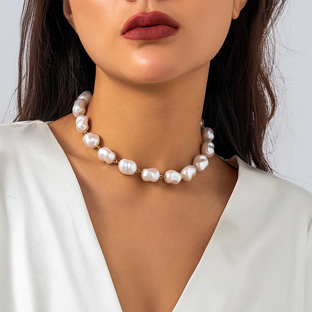 Unique Irregular Imitatio Pearl Bead Choker Necklace for Women Wed Bridal Vintage Kpop Clavicle Chain Aesthetic Neck Accessories