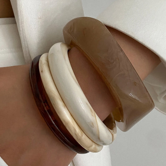 2025 Trendy Irregular Resin Bangles Bracelets for Women Punk Minimalist Chic Chunky Bracelets Charm Wearing Jewelry
