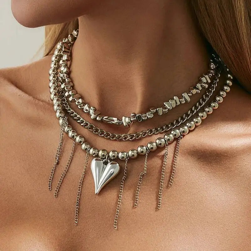Trendy Exquisite Love Heart Pendant Choker Necklace for Women Boho Silver Color Tassel Metal Chain Wedding Neck Jewelry