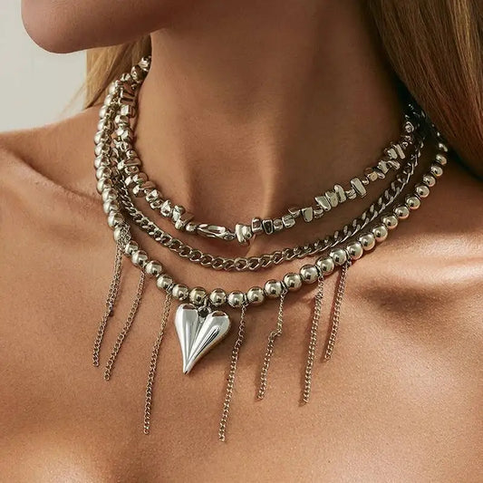 Trendy Exquisite Love Heart Pendant Choker Necklace for Women Boho Silver Color Tassel Metal Chain Wedding Neck Jewelry