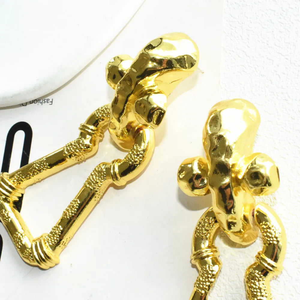 Vintage Exaggerated Heavy Metal Keyhole Dangle Earrings For Women Jewelry New Fashion Show Lady Ears' Clothing Accessories