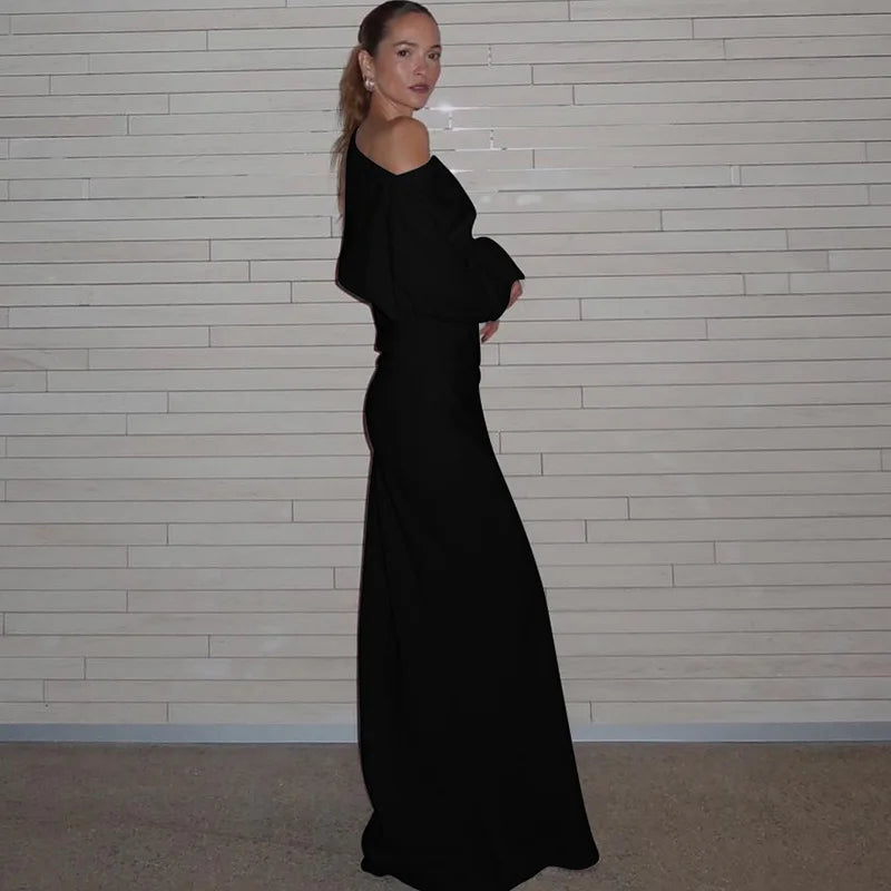 Asymmetrical Elegant Dress Black White One Shoulder Long Sleeve Maxi Dresses Winter Party Outfits for Women
