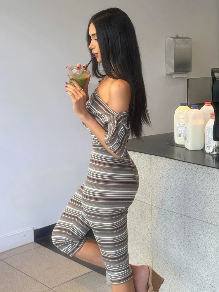 Stripes Print 2 Piece Set Women Trend Slash Neck Half Sleeve Crop T-Shirt+Capri Pants Casuals Chic Street Sport Suits
