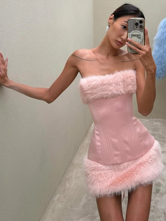 Simple Christmas Furry Skirt Women Winter Trend Sweet Hottie Peach Hip Wild Birthday Party Street Clubwear Chic Bottom