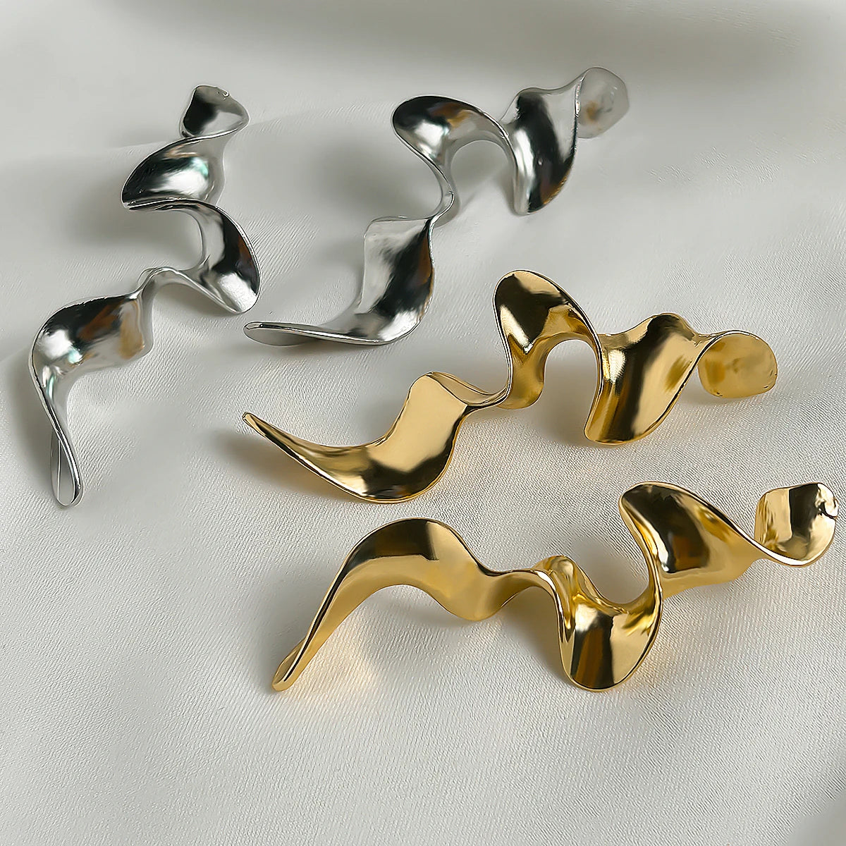 Vintage Irregular Geometric Long Wave Pendant Drop Earrings Women Fashion Statement Goth Piercing Earrings Jewelry Accessories