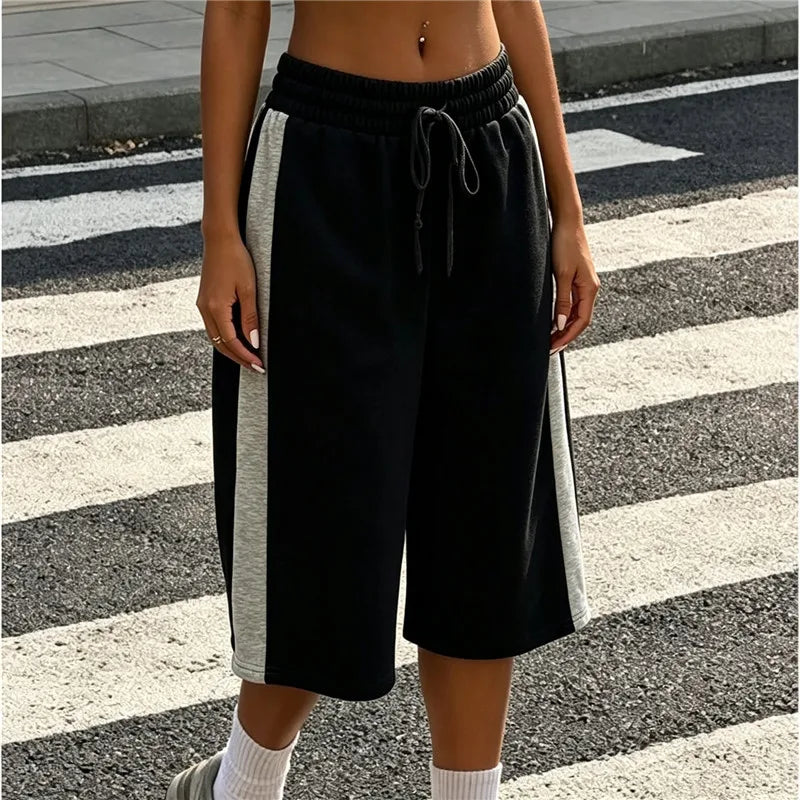 Women Color Block Side Stripe Bermuda Shorts Elastic Drawstring Waist Wide Leg Knee Length Loose Sweat Athletic Shorts