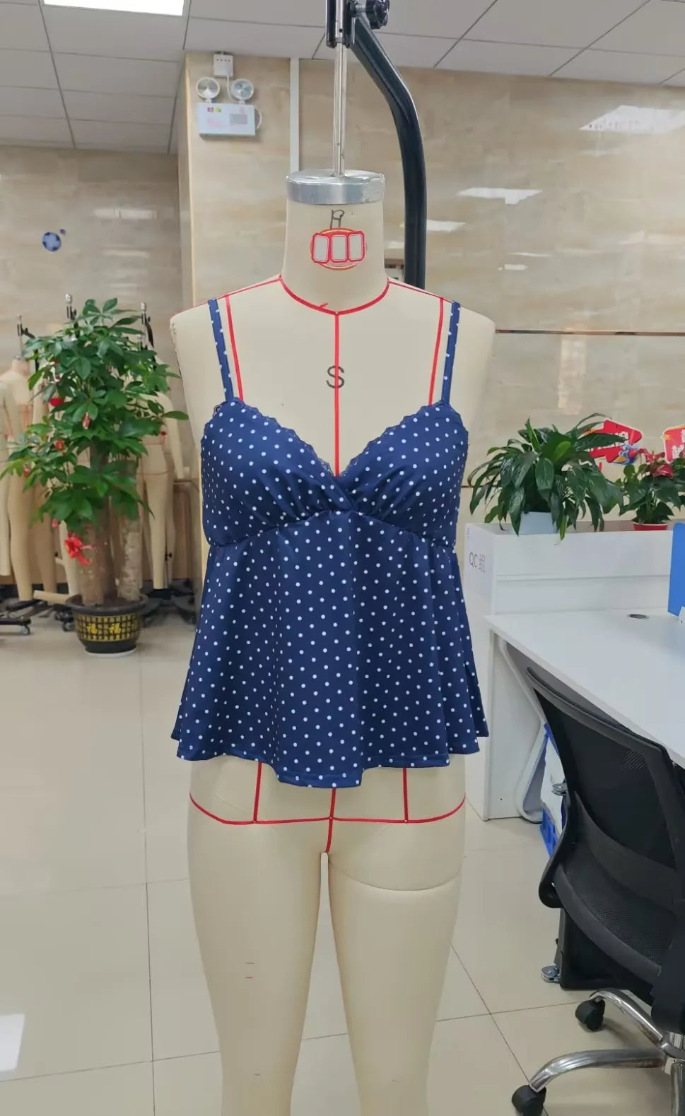 Women's Summer Slim Camisole Y2K Vintage Polka Dot Print Spaghetti Strap V-Neck Mesh Trim Tank Tops Fashion Streetwear