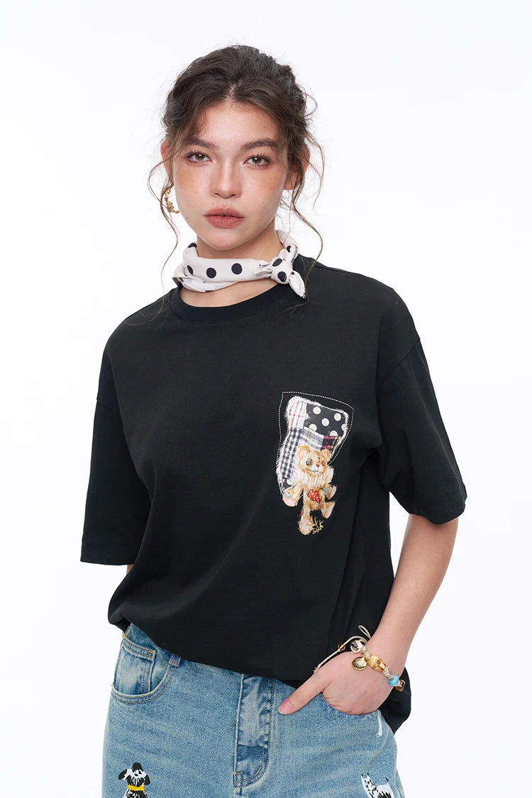 Women's Sweet Short Sleeve Graphic Tee with Cute Print, T-Shirt with Multiple Color Options, Loose Casual Autumn Top