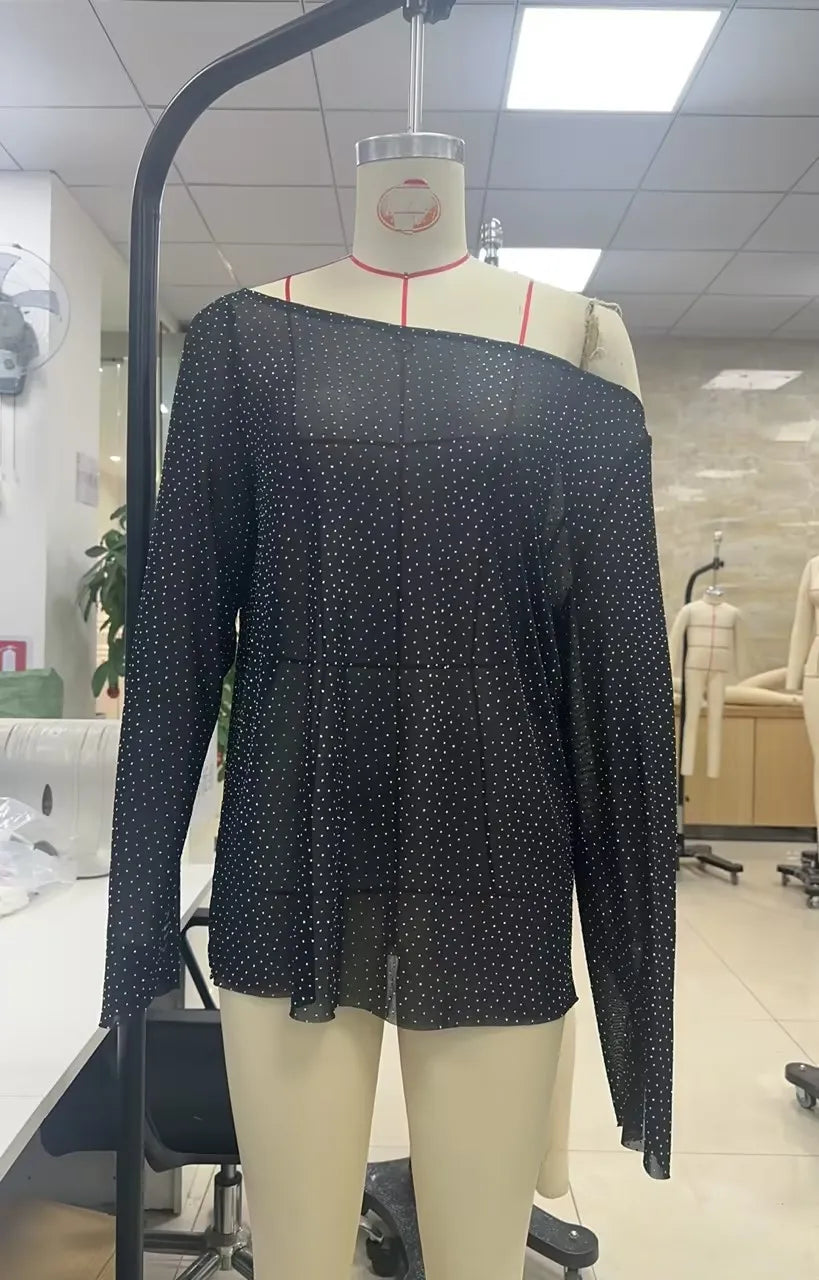 Chic Women's Sequin Long Sleeve Top Loose Fit Shimmering Sparkle Shirt for Party Night Out Crew Neck Shiny Blouse