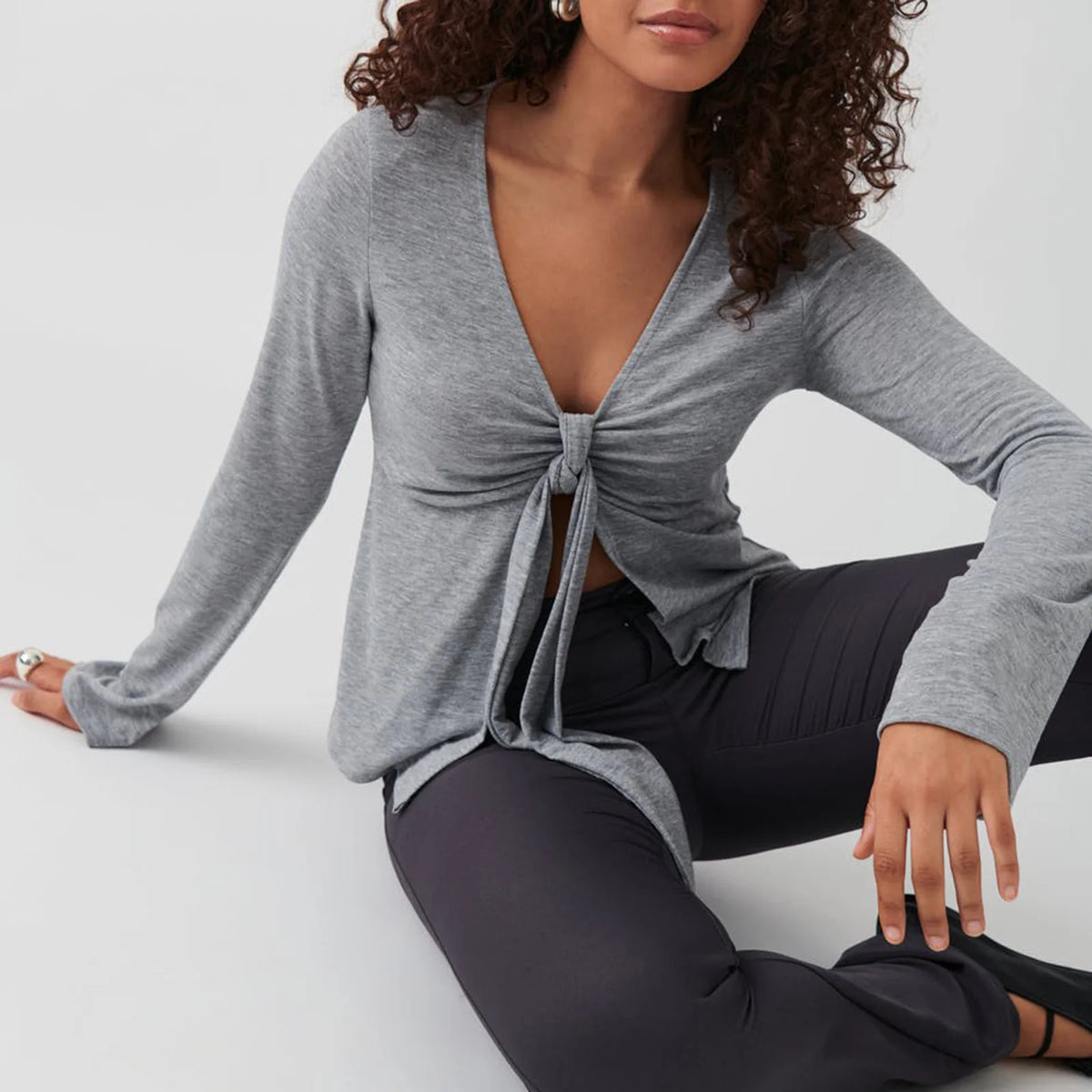 Women Tie Up Shirts Long Sleeve Y2k Twist Fitted Crop Tees Sexy V Neck Tie Front Dressy Top Elegant Streetwear