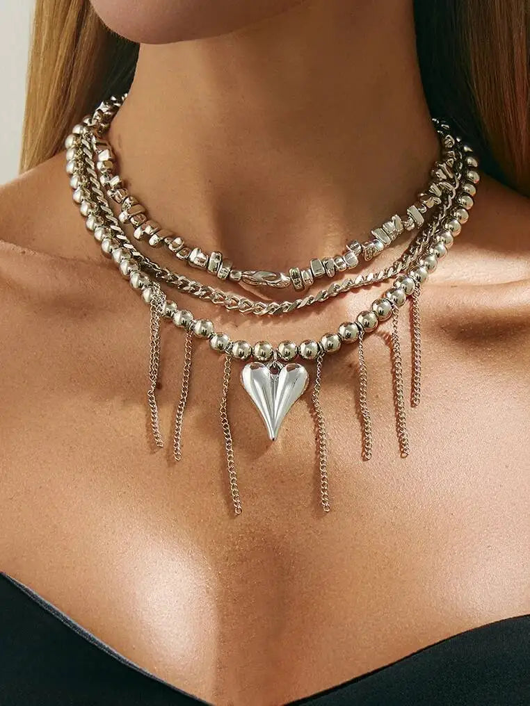 Trendy Exquisite Love Heart Pendant Choker Necklace for Women Boho Silver Color Tassel Metal Chain Wedding Neck Jewelry