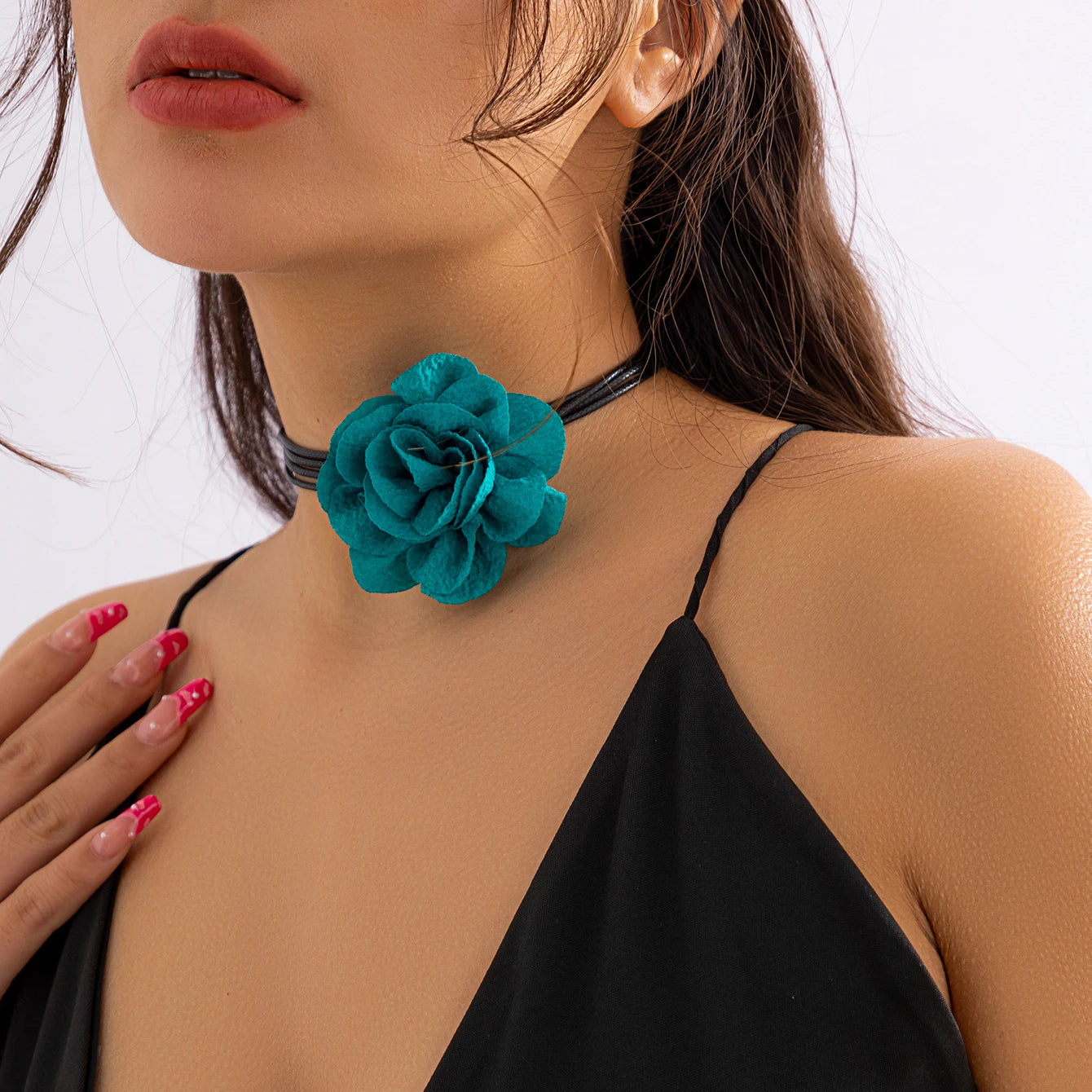 Exaggerated Goth Big Rose Flower Clavicle Chain Necklace for Women Romantic Kpop Adjustable Bowknot Choker Dinner Party Jewelry