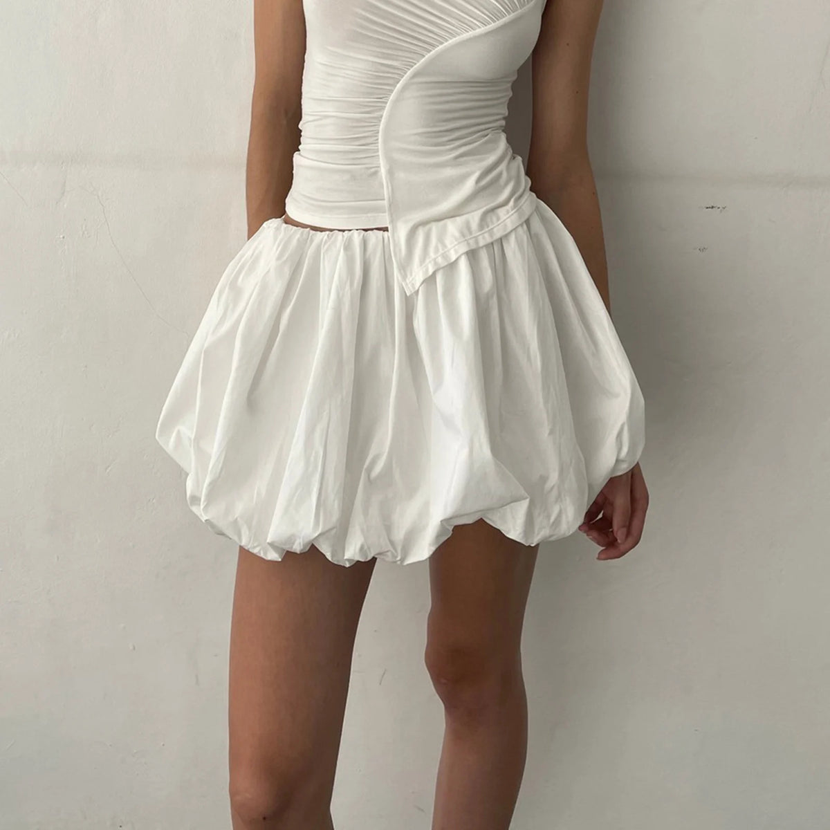 Women Y2K Bubble Skirt Elastic Waist Pleated Ruffle Hem A Line Mini Skirt Girls Cute Short Puffy Balloon Skirt