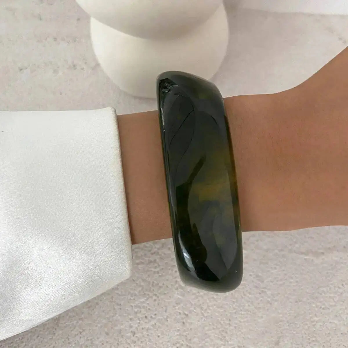 Women's Y2K Boho Irregular Geometric Resin Acrylic Bracelets Retro Stackable Wide Bangles Party Jewelry Gift