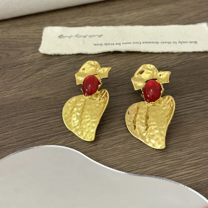 Exaggerated Metal Golden Leaf Dangle Earrings for Women Jewelry Gorgeous Fashion Show Collection Earrings Accessories