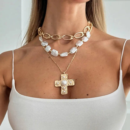 5 Styles Exaggerated Big Love Heart Cross Pendant Choker Necklace for Women Trendy Imitation Pearl Grunge Chain Jewelry